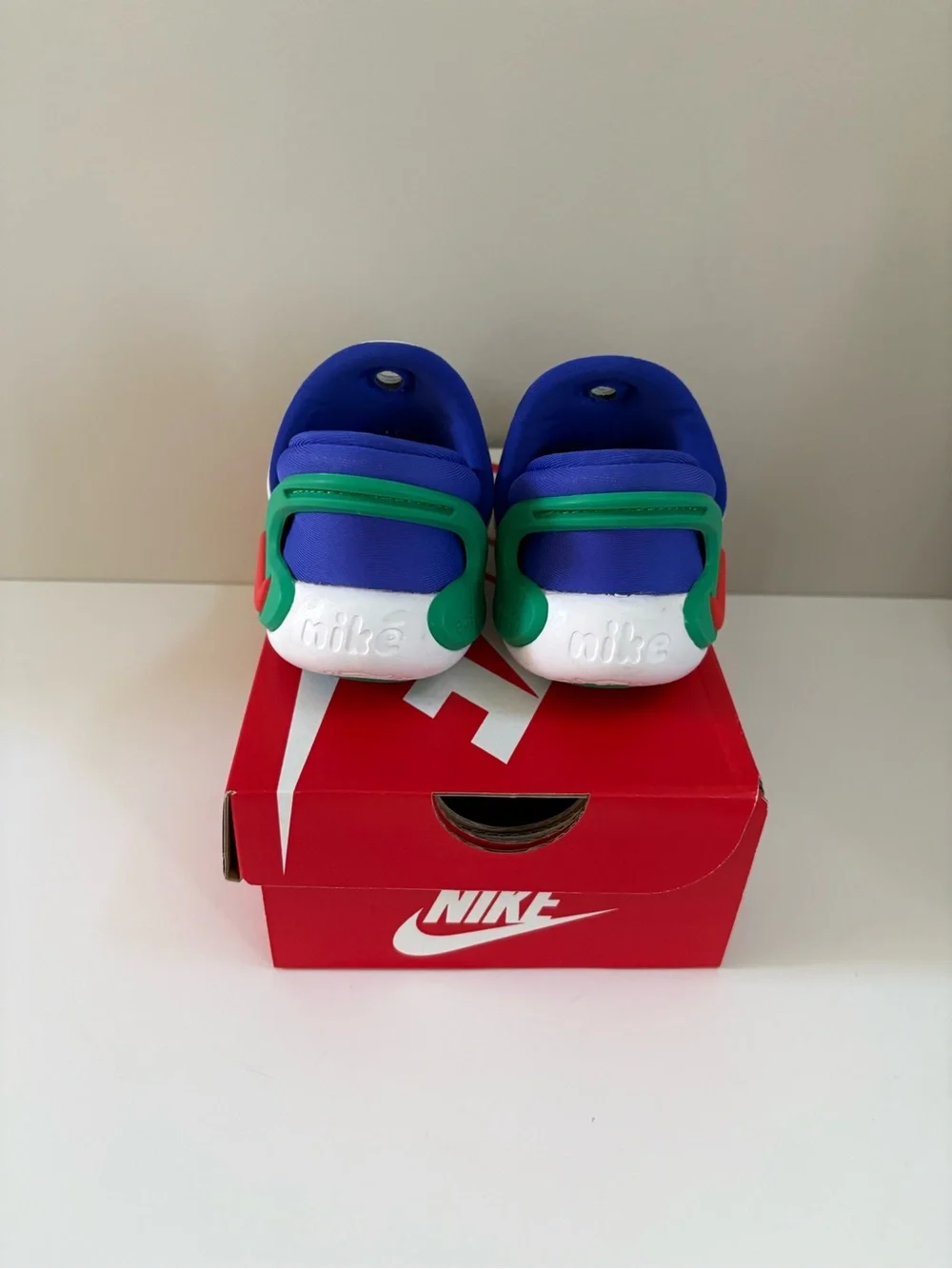 Nike Dynamo Go 2 Easy On 'Grey Green Picante Red' Sneakers (Toddler 5)